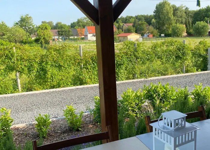 Izabella Vendeghaz Lägenhet Balatonrendes